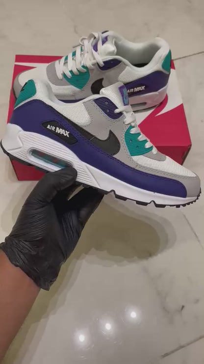 Nike Air Max 90 "Essential Hyper Jade"