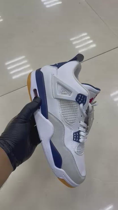 Air Jordan 4 OG "Military Blue"
