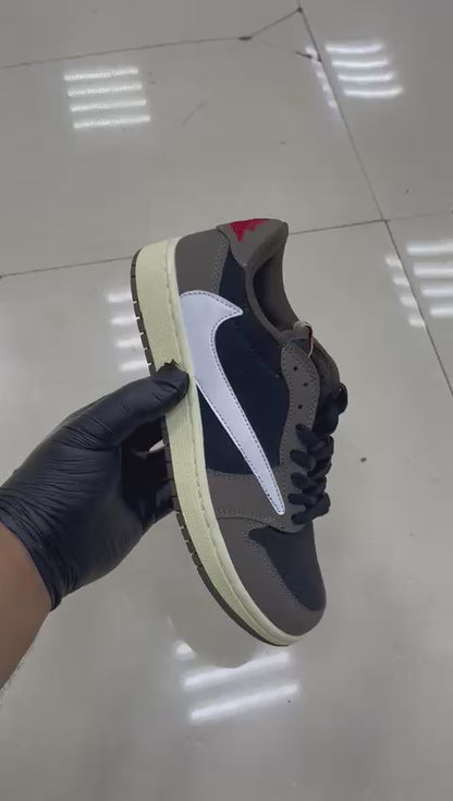Air Jordan 1 Low x Travis Scott "Mocha"